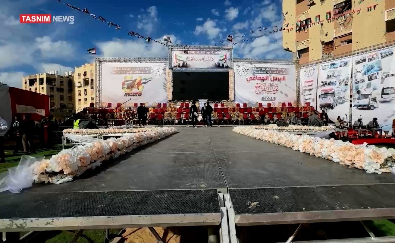 «رخت شادی» بر تن غزه؛ جشن ازدواج 54 زوج فلسطینی در میان ویرانه‌های خان یونس